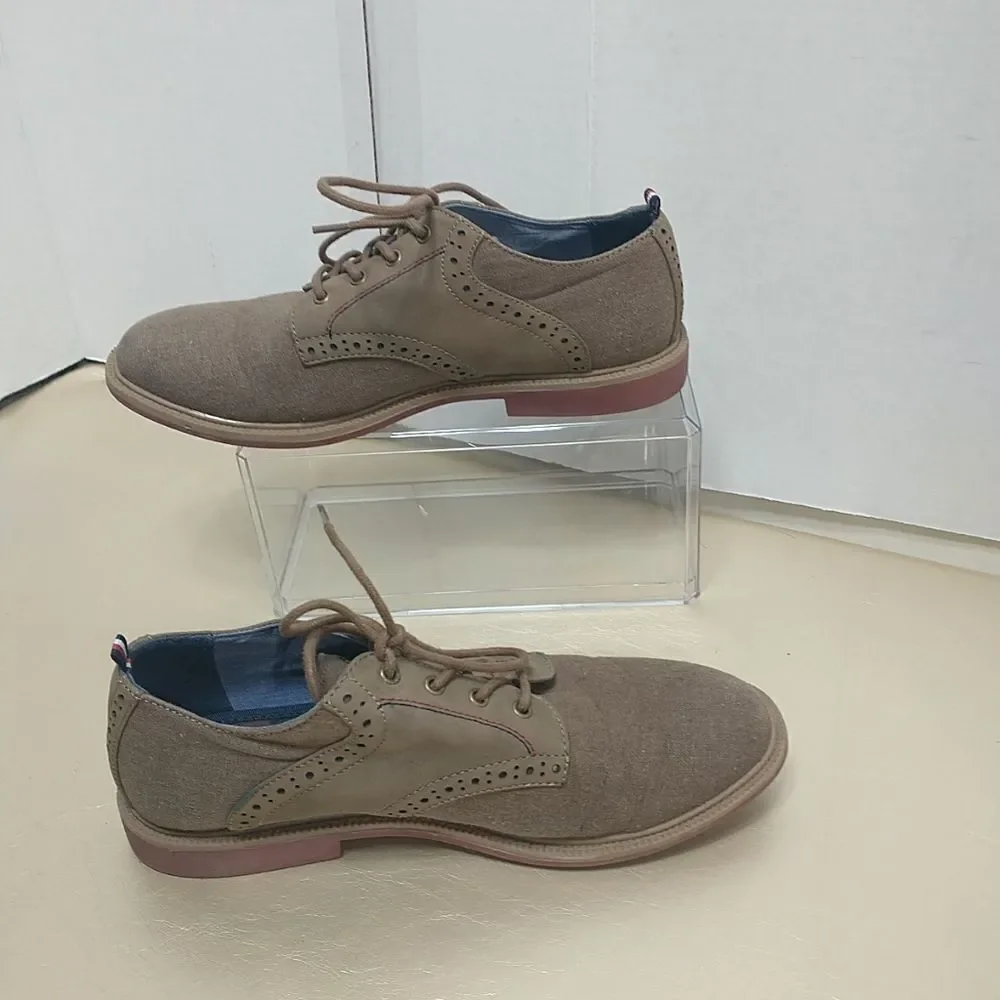 Tommy Hilfiger Michael Saddle Oxford Boy's Shoes SZ 4 brown.